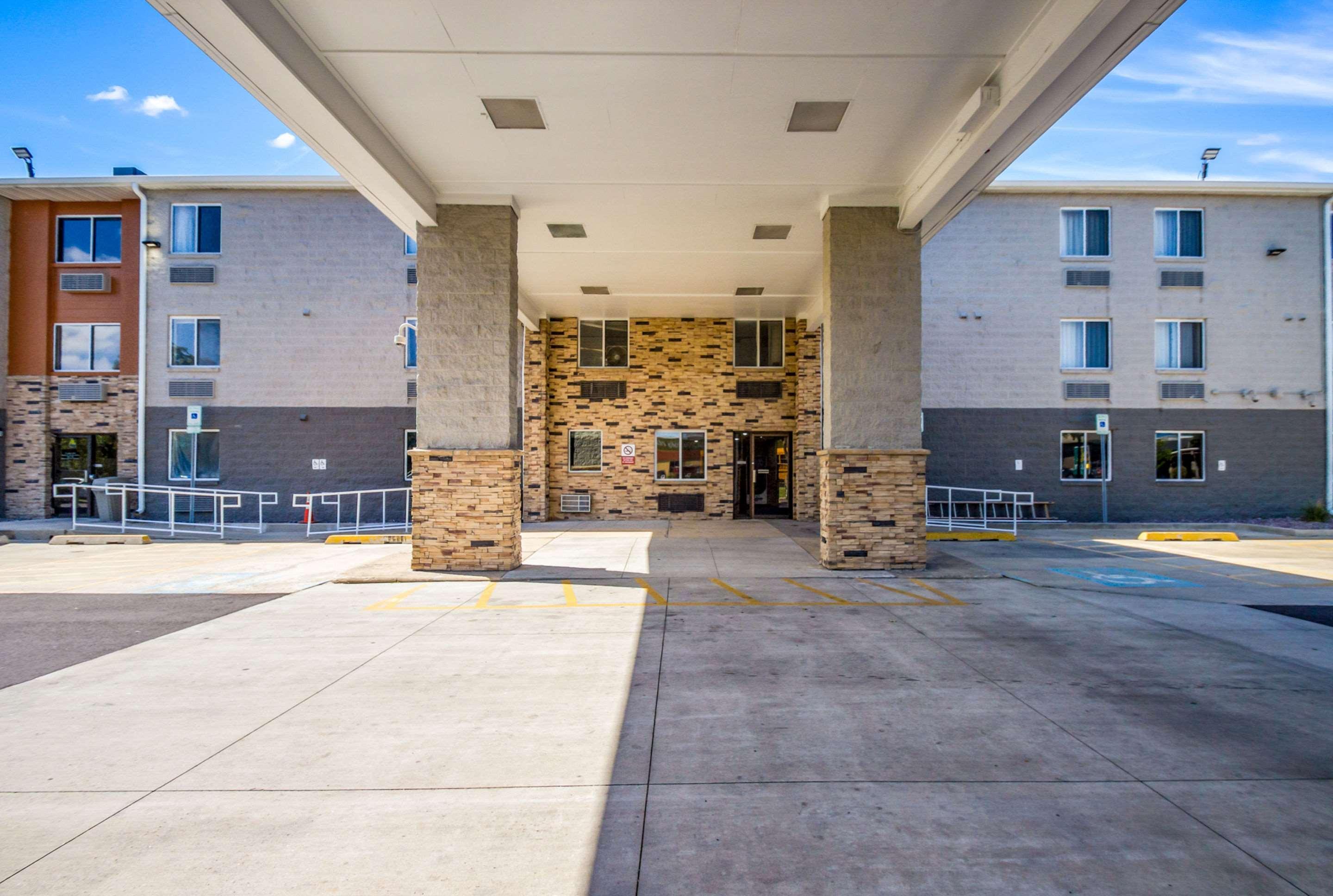 Americinn By Wyndham Madison Wi Extérieur photo