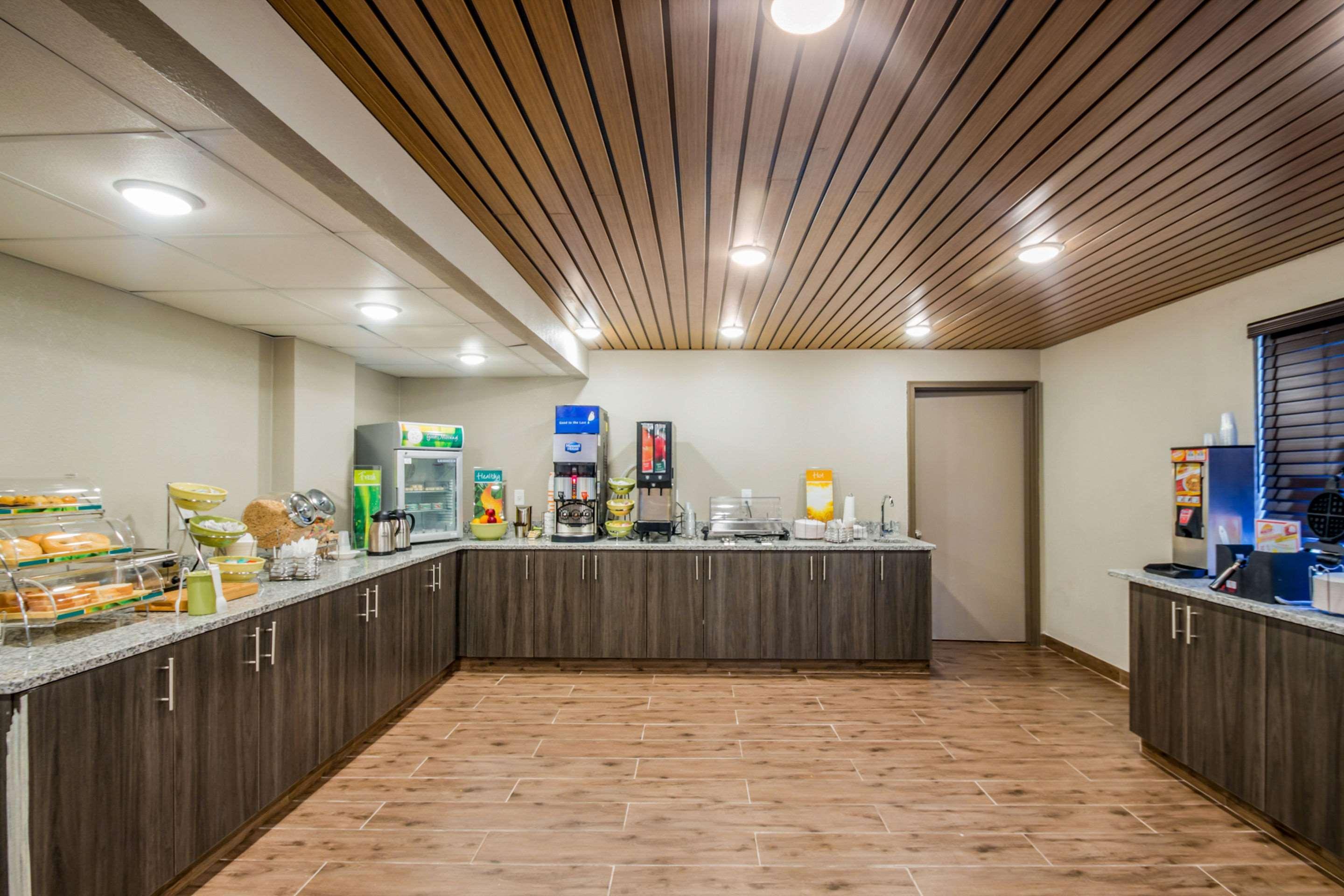 Americinn By Wyndham Madison Wi Extérieur photo