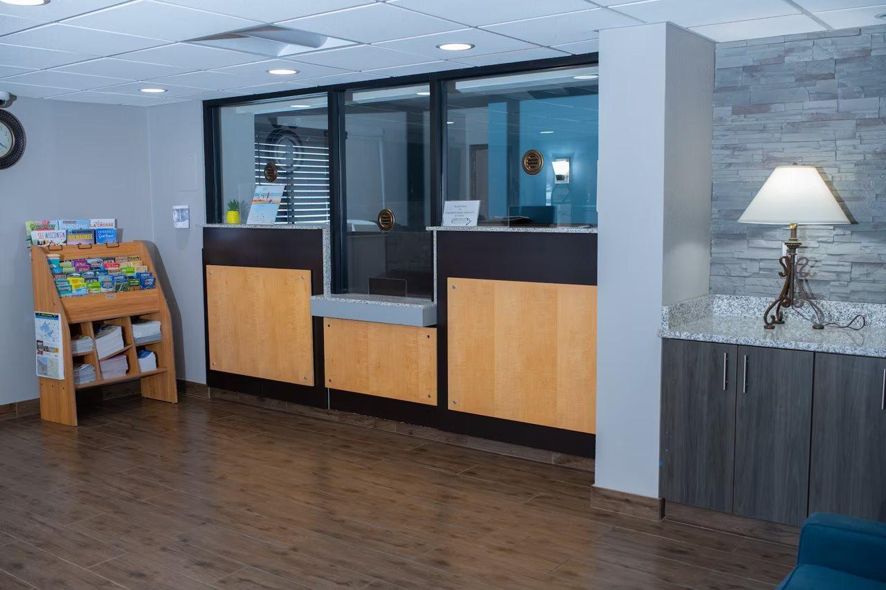 Americinn By Wyndham Madison Wi Extérieur photo