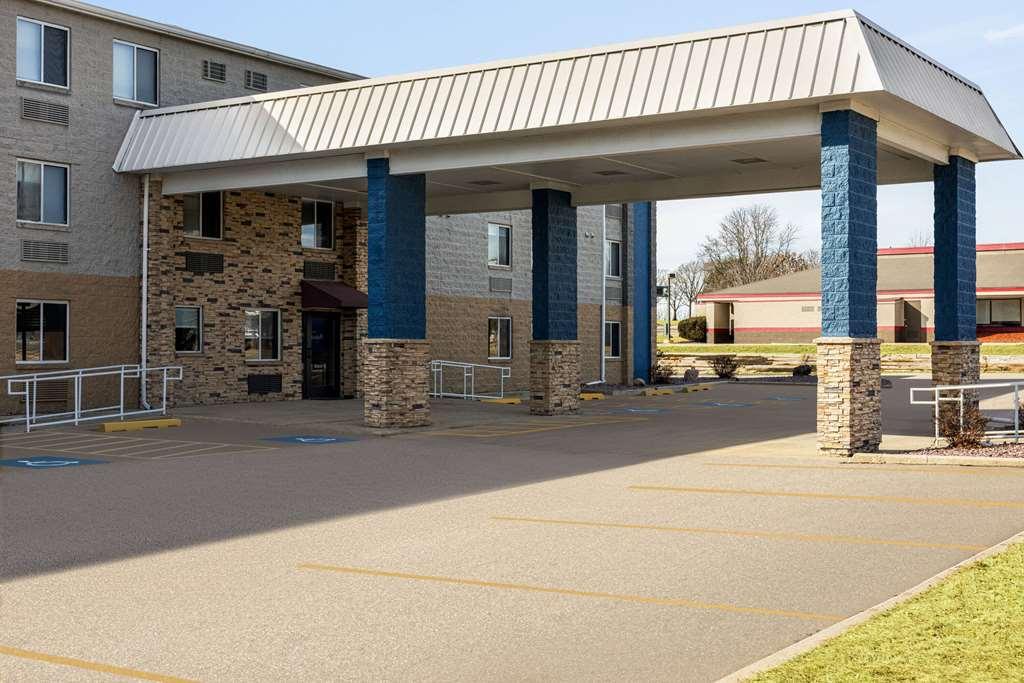 Americinn By Wyndham Madison Wi Extérieur photo